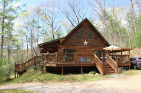Cozy, close to Murphy, NC, Blue Ridge, GA, pet friendly